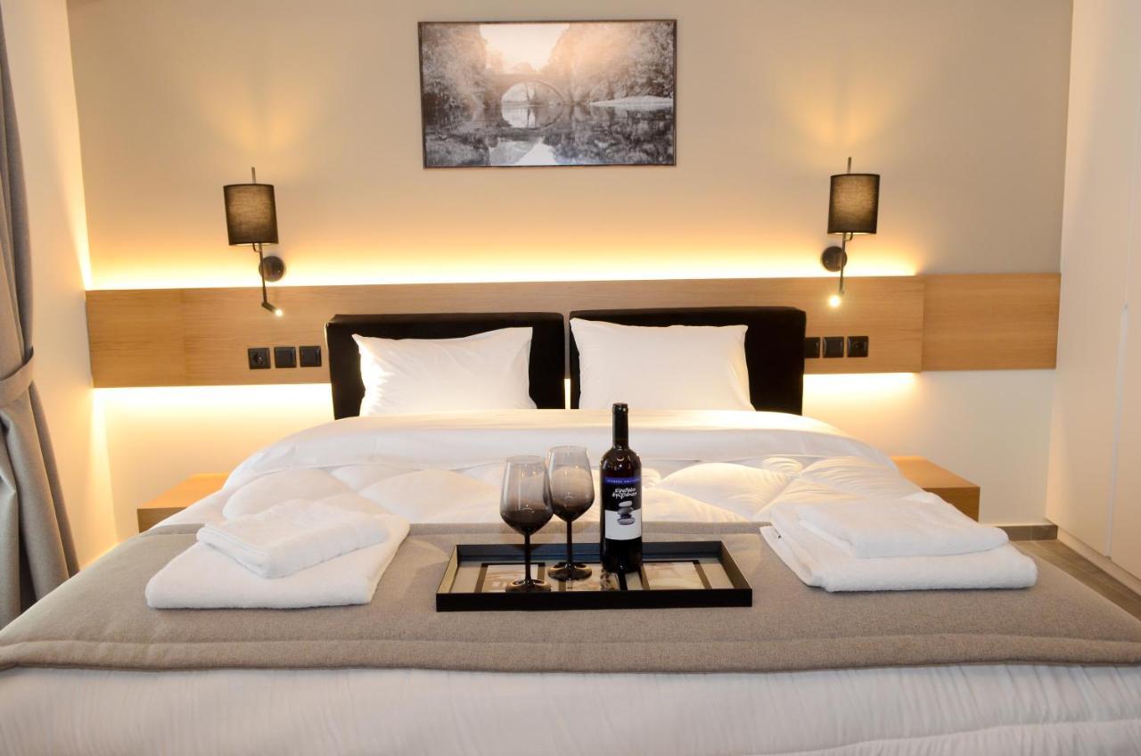 Roloi Suites نافبكْتوس المظهر الخارجي الصورة