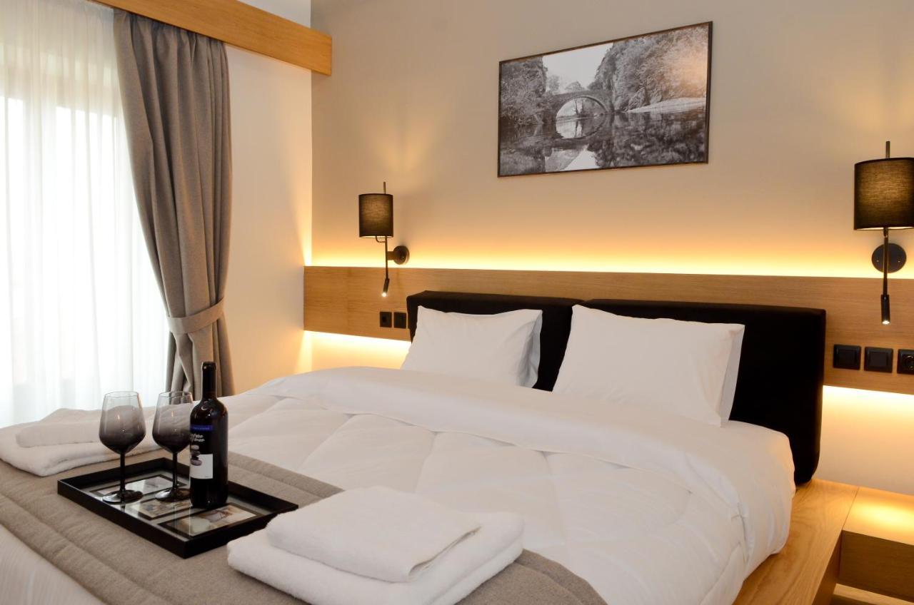 Roloi Suites نافبكْتوس المظهر الخارجي الصورة