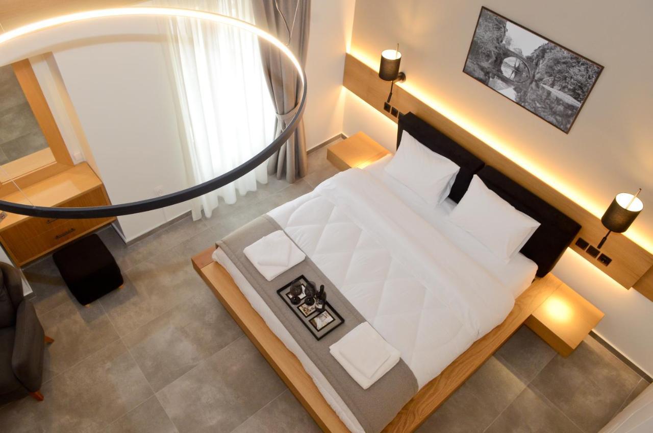 Roloi Suites نافبكْتوس المظهر الخارجي الصورة