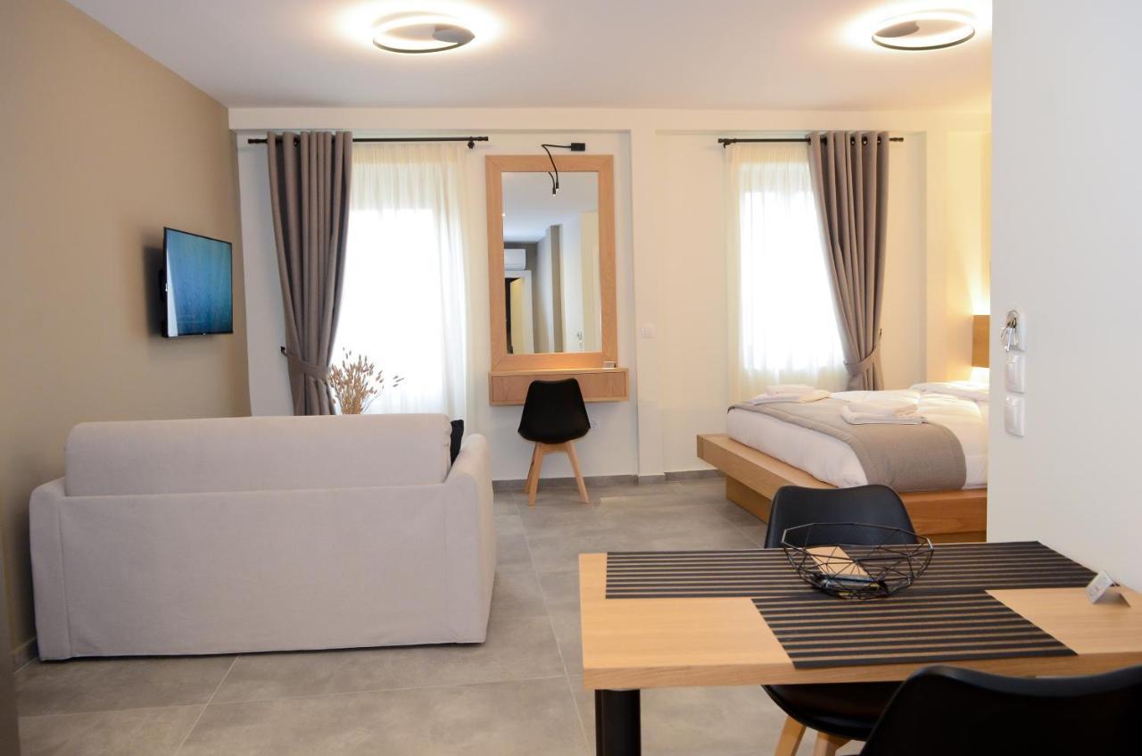 Roloi Suites نافبكْتوس المظهر الخارجي الصورة